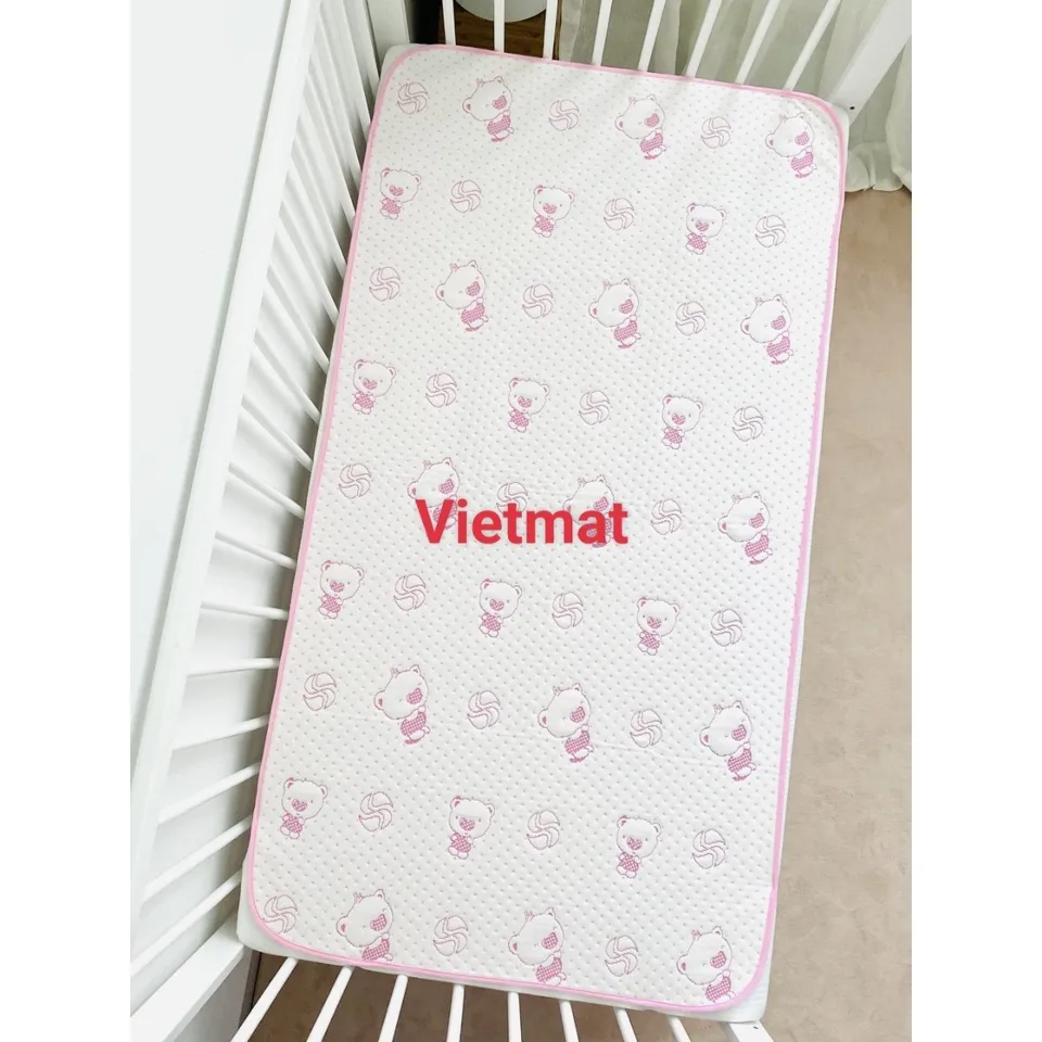 Ảnh Size 70x100cm tấm lót chống thấm cho bé Vietmat mềm êm, thoáng mát, không nóng bí lưng, giặt máy 3
