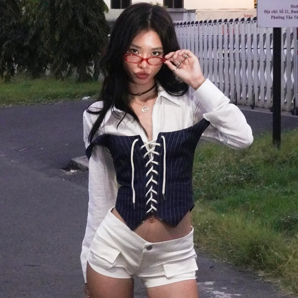 Ảnh Sizzle Striped Gilet Top - Áo ghile jean sọc xỏ dây 1