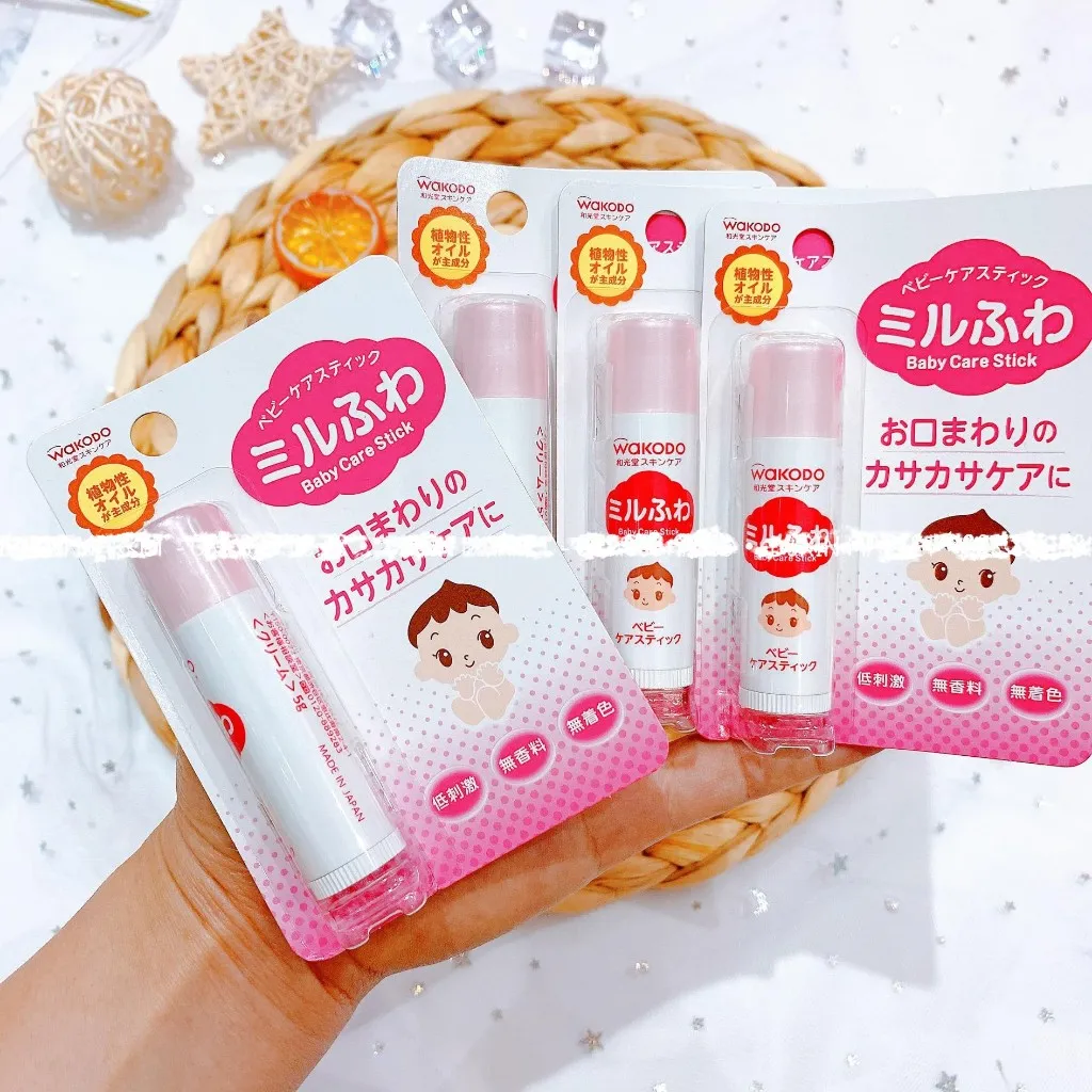 Ảnh Son Dưỡng Môi Cho Bé Sơ Sinh Wakodo Nhật Bản 5g 3