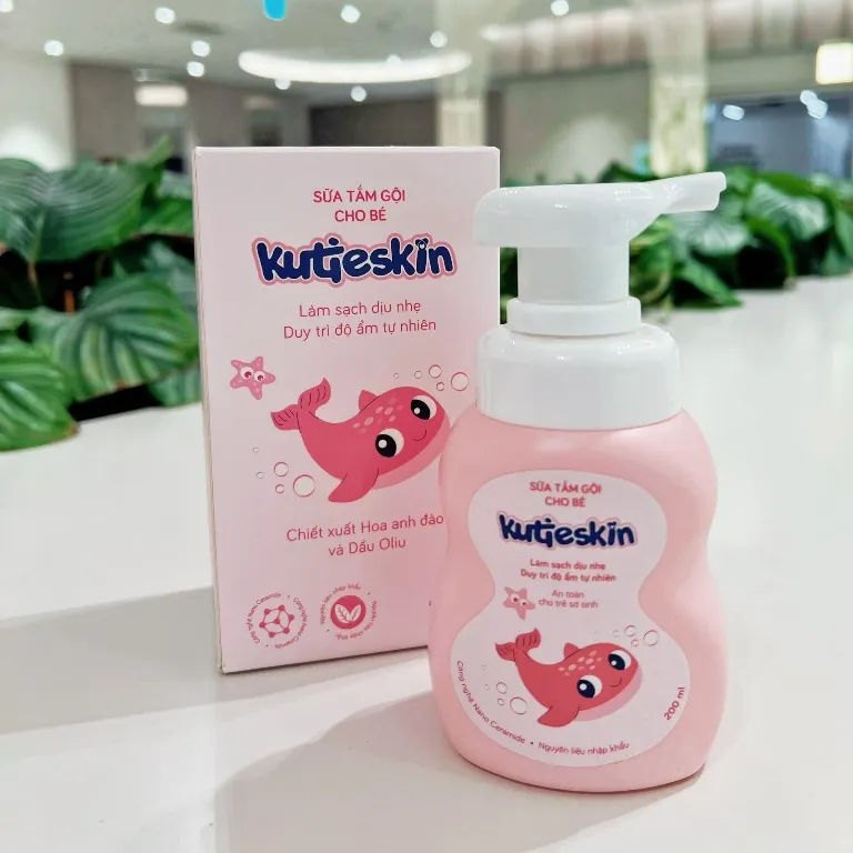 Ảnh Sữa tắm gội cho bé Kutieskin 200ml - KKT01 4