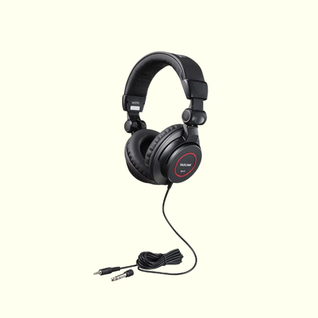 Ảnh Tai nghe kiểm âm Tascam TH-11, thiết kế linh hoạt - Việt Thương Music 2