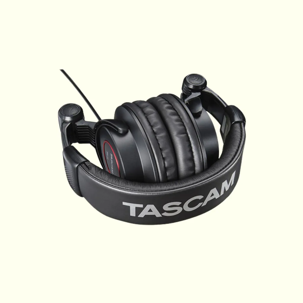 Ảnh Tai nghe kiểm âm Tascam TH-11, thiết kế linh hoạt - Việt Thương Music 3