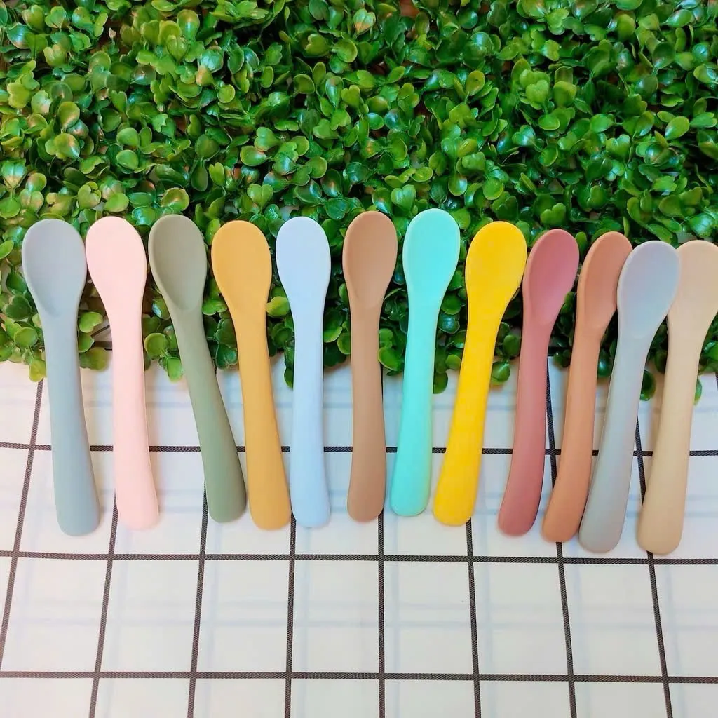 Ảnh Thìa, muỗng ăn dặm silicon đúc nguyên khối cho bé KidAndMom siêu mềm cho bé không chứa BPA an toàn 1