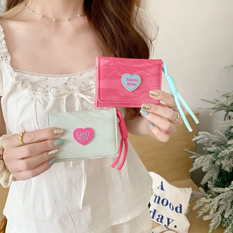 Ảnh Thời Trang Da PU Nữ Phong Cách Ngắn Ví Dễ Thương Có Thể Gập Lại Nhiều Thẻ Ví Tiện Lợi 3
