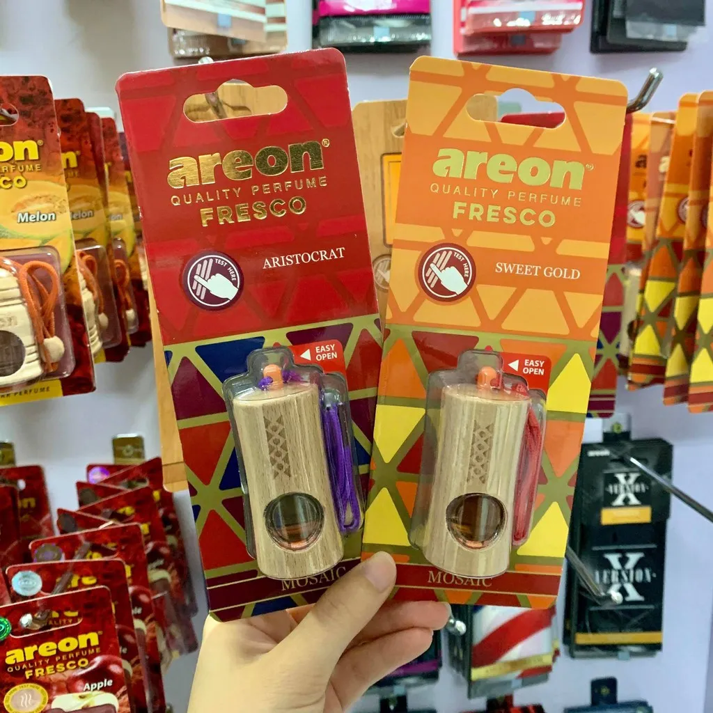 Ảnh Tinh dầu treo ô tô hương gỗ mix vani - Areon Sweet Gold 3