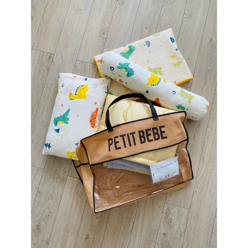 Ảnh Túi đựng chăn gối cho bé đi học kèm thẻ tên PETIT BEBE mẫu giáo tiểu học 55cm x 40cm x 15cm 4