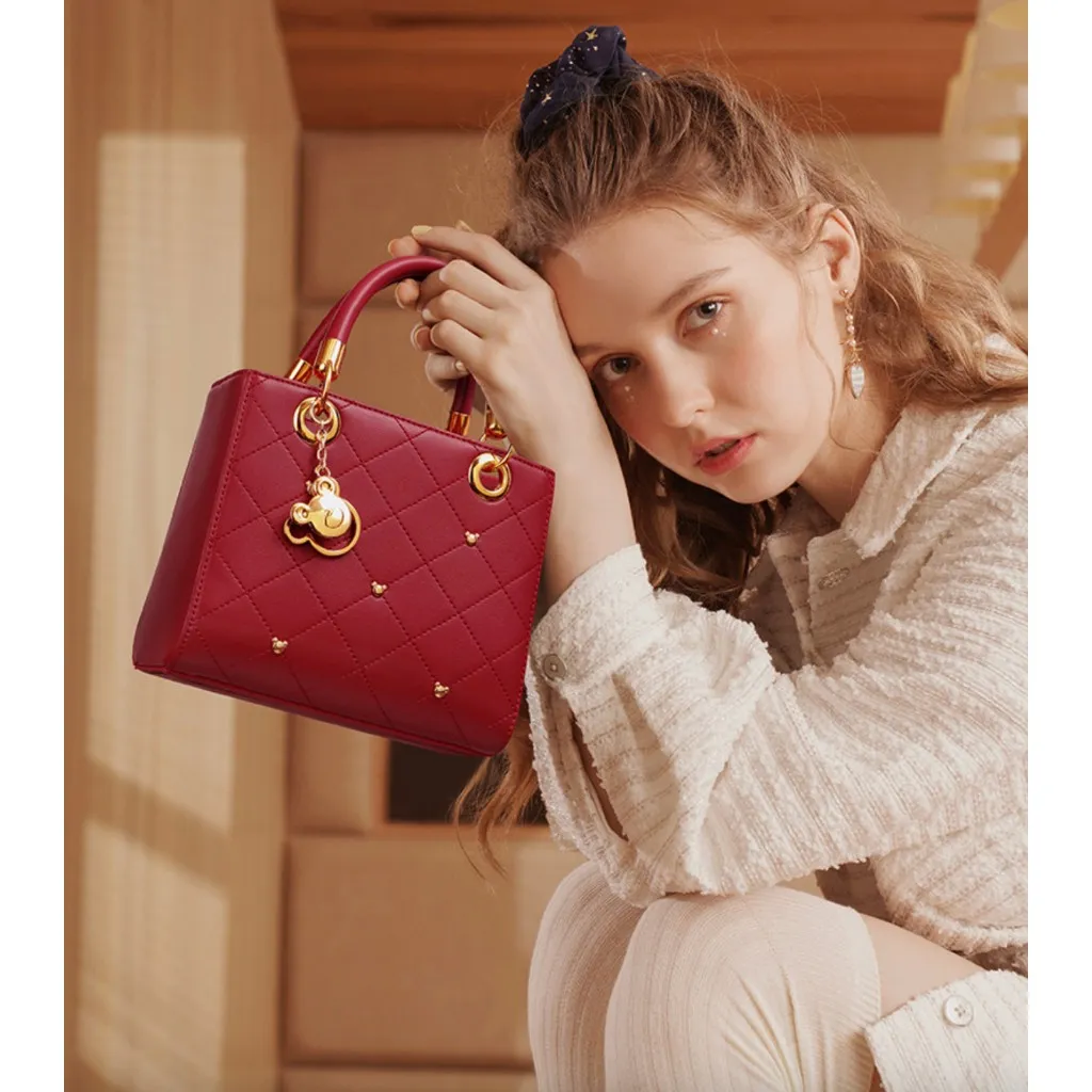 Ảnh Túi đeo chéo nữ Just Star dễ thương thời trang nữ sang trọng tinh tế có khoá kéo charm gấu 172633A 2