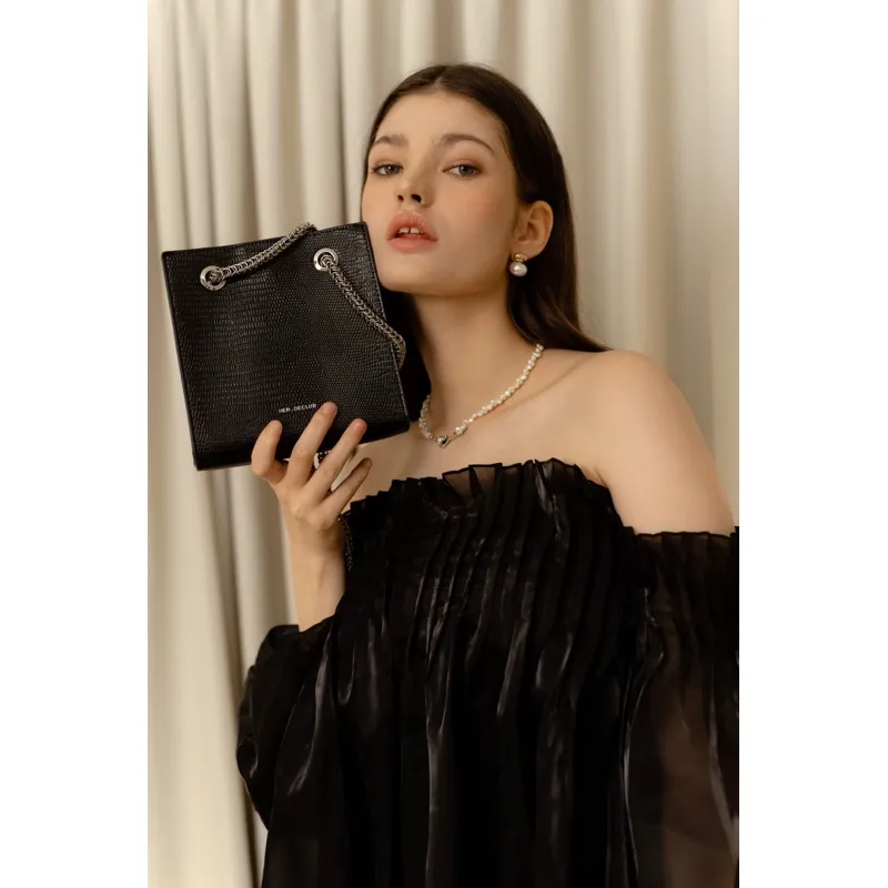 Ảnh Túi Her.declub Crossbody Bag With Chain Detail 3