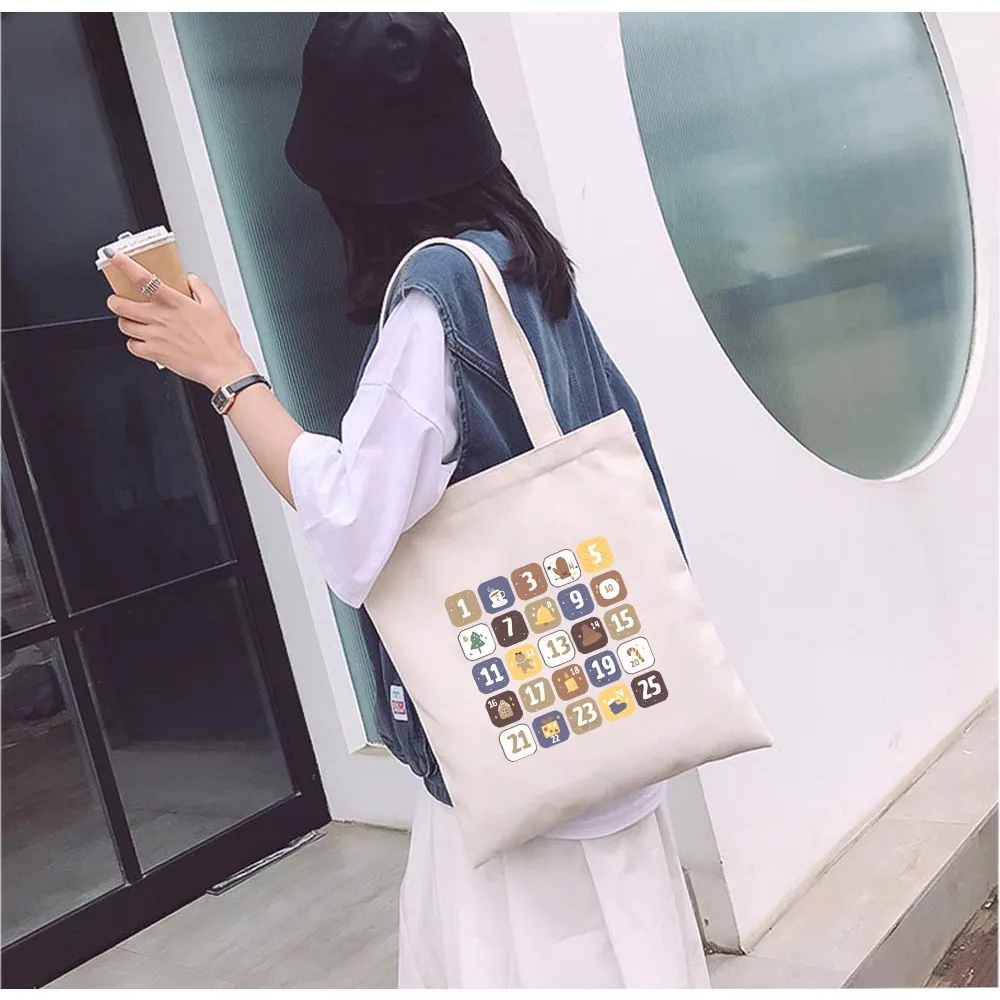 Ảnh Túi Tote Vải Mộc GINKO Kiểu Basic Có Dây Kéo Khóa ( túi con ) In Hình Merry Chrismas M83 3