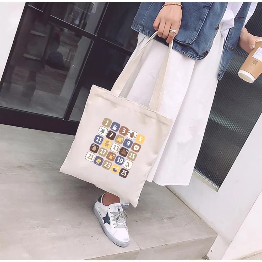 Ảnh Túi Tote Vải Mộc GINKO Kiểu Basic Có Dây Kéo Khóa ( túi con ) In Hình Merry Chrismas M83 4