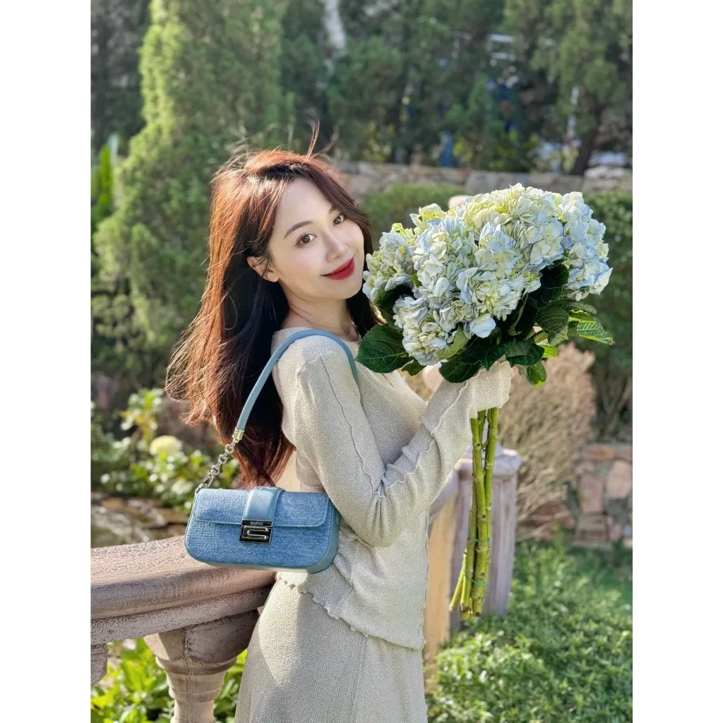 Ảnh Túi Xách Nữ Đai Ngang C' Chic Of Denim In You HAPAS - TDV23056 2