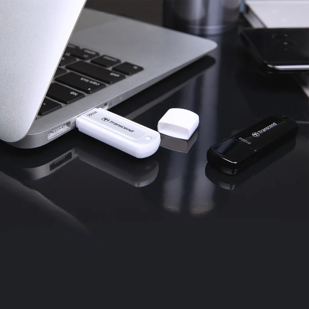 Ảnh USB 3.1 Transcend Jet Flash 700 32GB / 64GB / 128GB 5Gbps TS32GJF700 - Bảo hành 5 năm 4