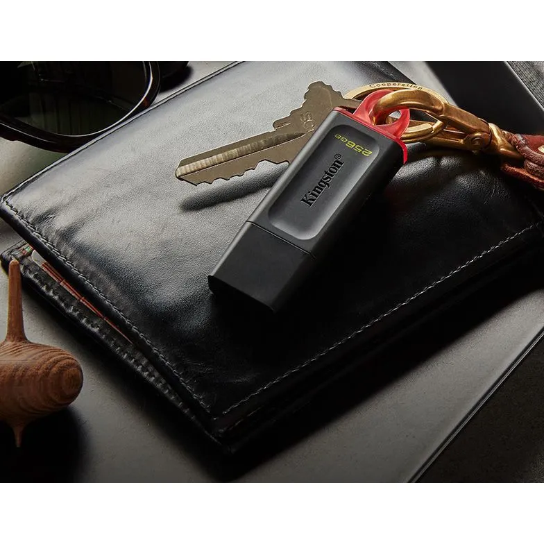 Ảnh USB 3.2 Gen 1 Kingston DataTraveler Exodia DTX 32Gb DTX/32GB thời trang với nắp bảo vệ và móc khóa màu sắc 4