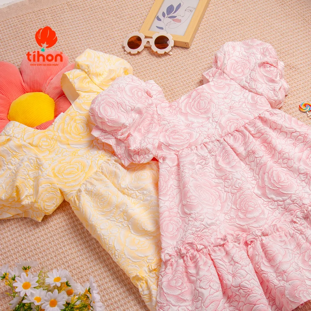 Ảnh Váy cho bé gái TIHON cao cấp chất xốp hoa nổi siêu dễ thương cho bé VT0750649 2