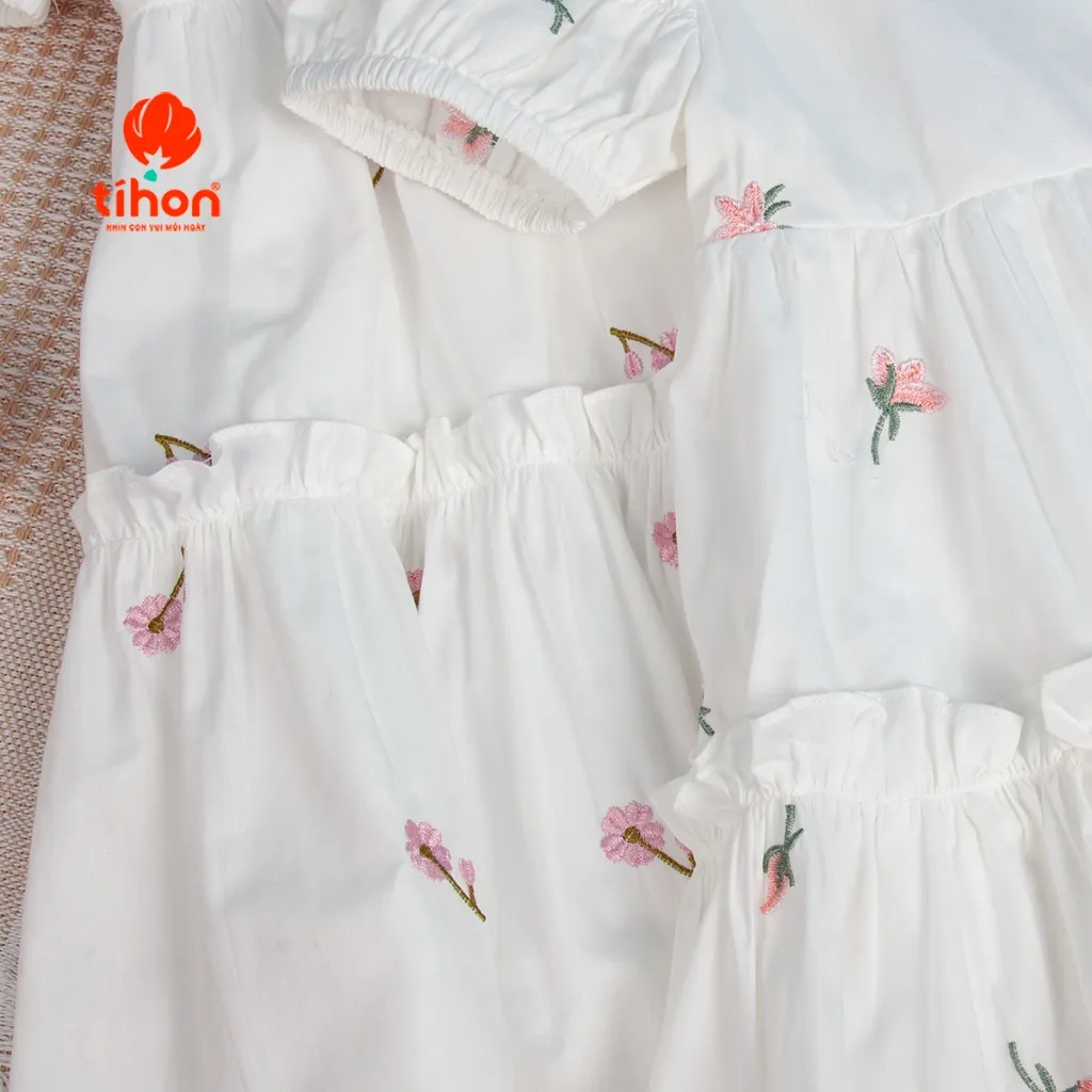 Ảnh Váy cho bé gái TIHON cao cấp chất liệu vải thô thêu hoa siêu xinh cho bé VT0750385 4