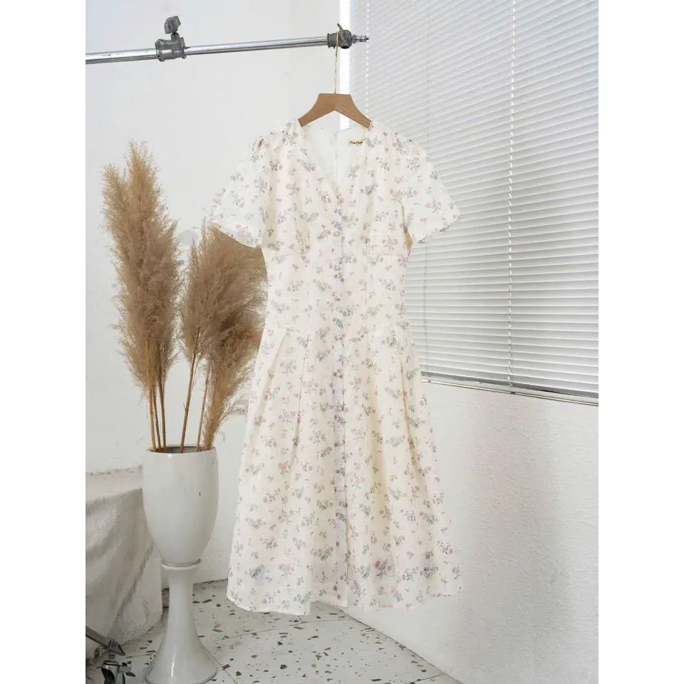Ảnh Váy hoa nhí cổ V dáng xòe nhẹ nhàng – váy vintage nữ Evalover V2025281 4