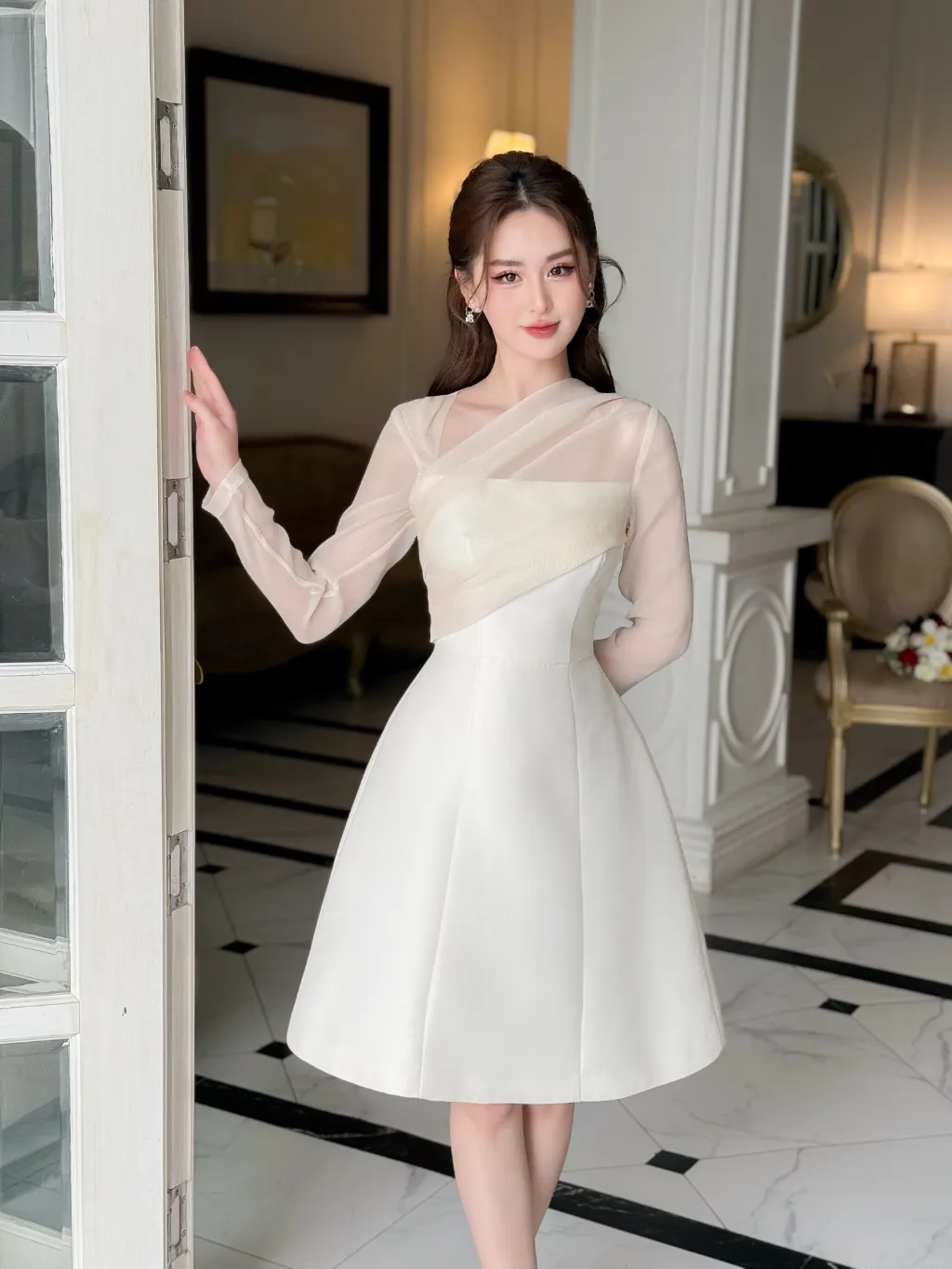 Ảnh Váy nữ thiết kế cao cấp cổ lệch dài tay vải tafta phối tơ sống dáng A tinh tế, thanh lịch YAME YV272 2