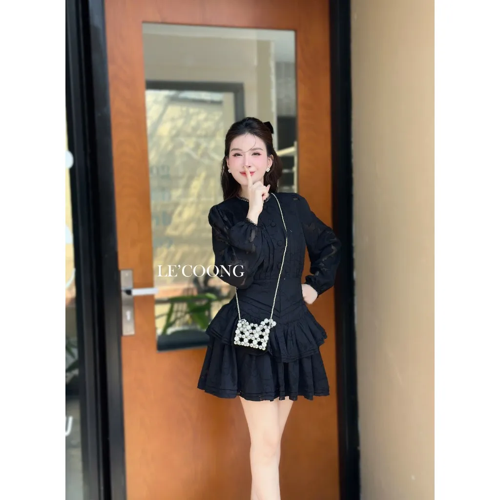 Ảnh Váy Tiểu Thư Dáng Ngắn Tay Dài  LECOONG V679 Đầm Đẹp Sang Chảnh Màu Đen Be 4