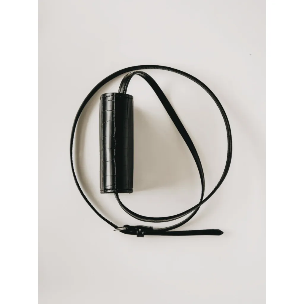 Ảnh Ví Đeo Chéo Gwen Woc Floralpunk - Mini Bag Da PU Cao Cấp, Đựng AirPods, Chìa Khóa & Thẻ ATM 4