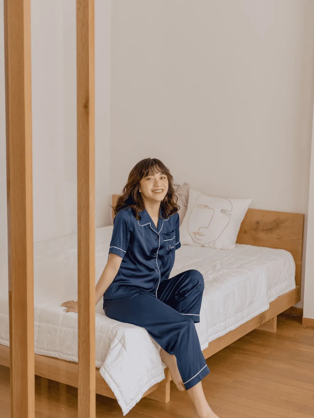 Ảnh VIBES Đồ bộ Pijama dài Lụa trơn cao cấp Navy Long Py Set 1