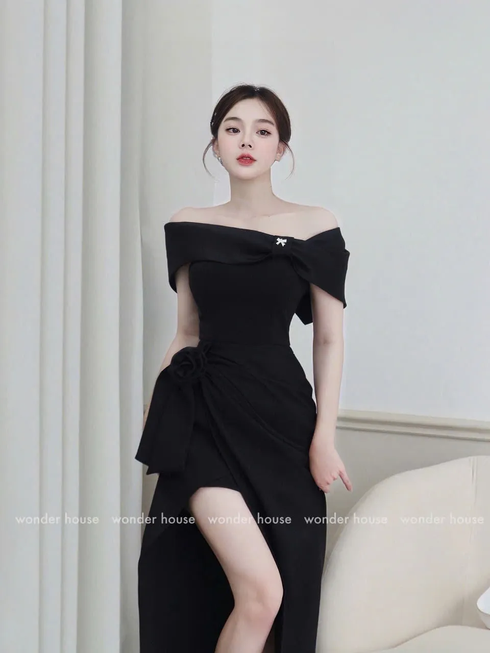 Ảnh Vivian Dress Wonderhouse Đầm trễ vai dáng dài xếp ly chất vải dày dặn dự tiệc sang chảnh, dạo phố nữ tính 1