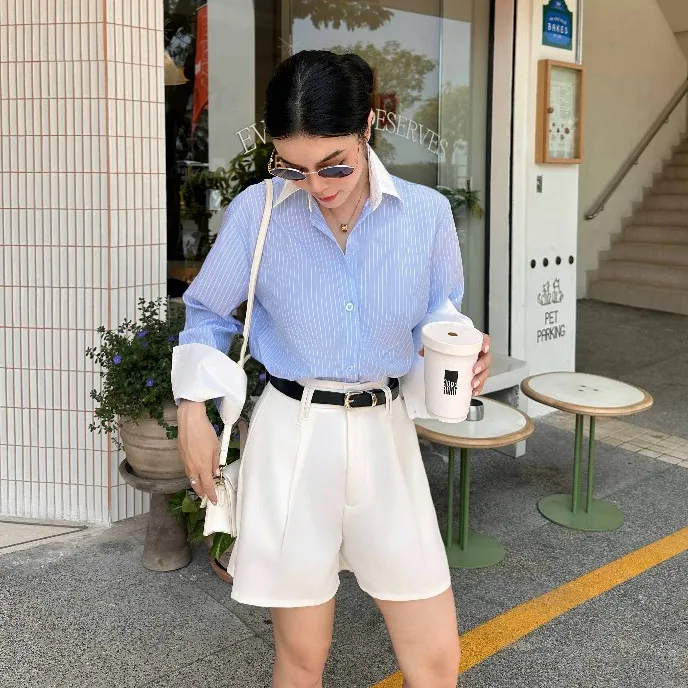 Ảnh VMSTYLE - Quần short nữ ống rộng , Quần đùi trơn phối nút giả trẻ trung STU00046 2