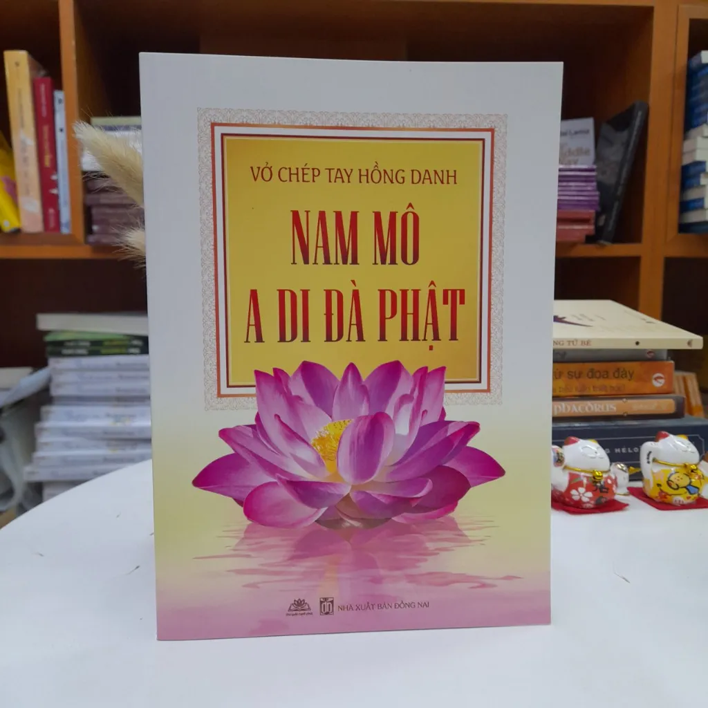 Ảnh Vở Chép Tay Hồng Danh Nam Mô A Di Đà Phật - NPH Thư Quán Hạnh Phúc 1