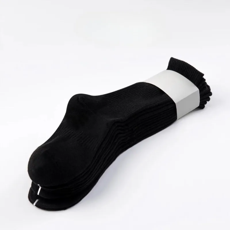 Ảnh Vớ tất đen trơn cổ cao vừa chất liệu cotton mềm mại, độ co giãn 4 chiều siêu êm chân 2