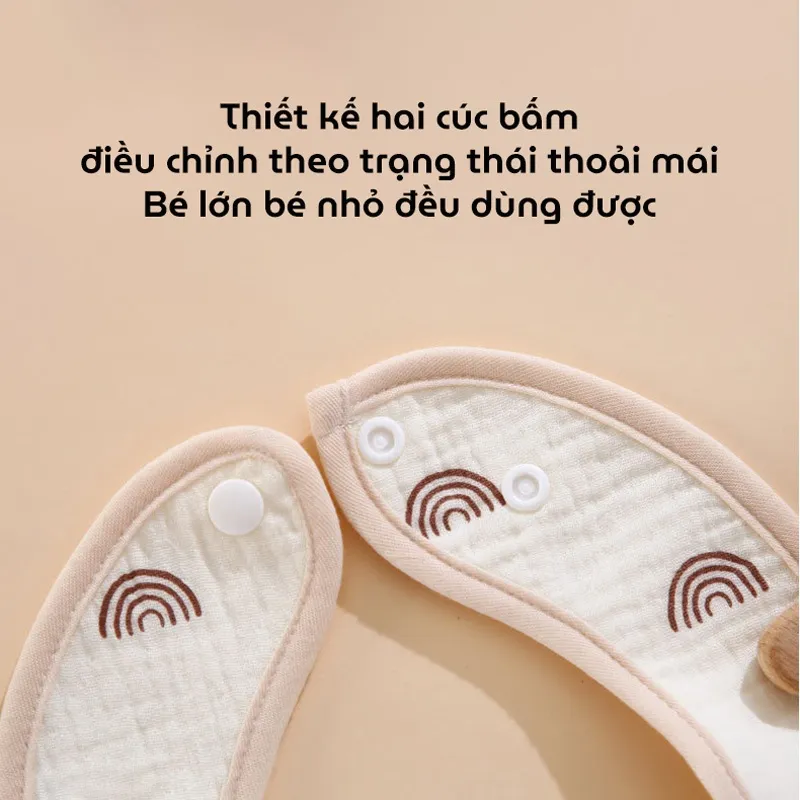 Ảnh Yếm chống thấm chữ U Kidsworld vải muslin an toàn cho bé, Yếm cổ vuông muslin chống thấm cho bé 2