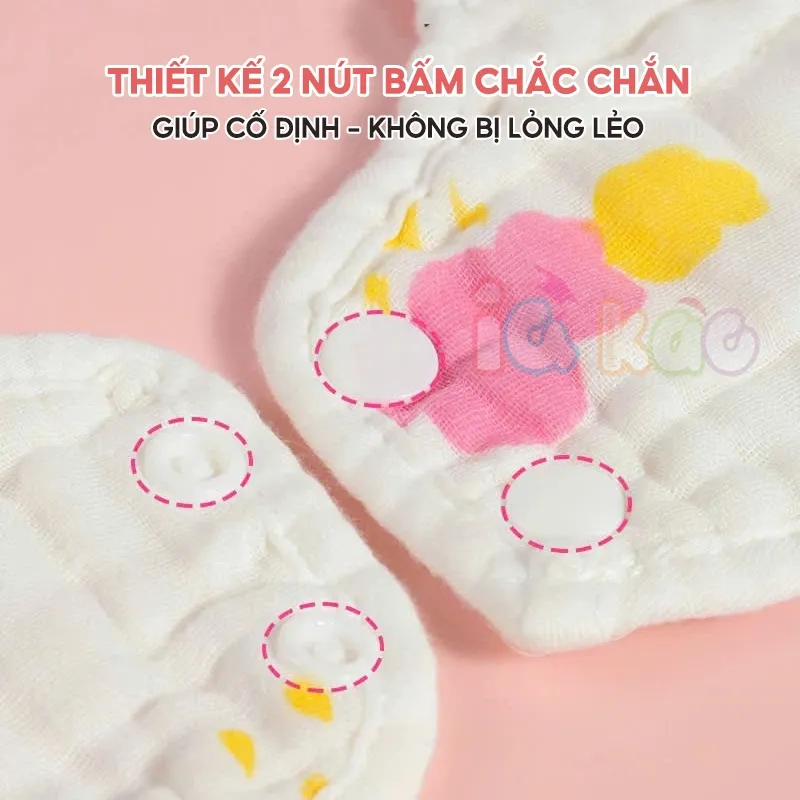 Review Yếm Cổ Tròn Muslin IQKAO Cotton: Mềm, Thấm Hút Cho Bé