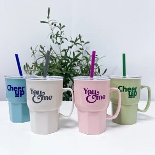 LY NHỰA CÓ NẮP 550ml kèm ống hút TANLAPTHANH
